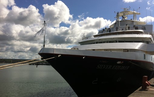 Cruise ship, Silver Explorer, comes to Pembroke Port