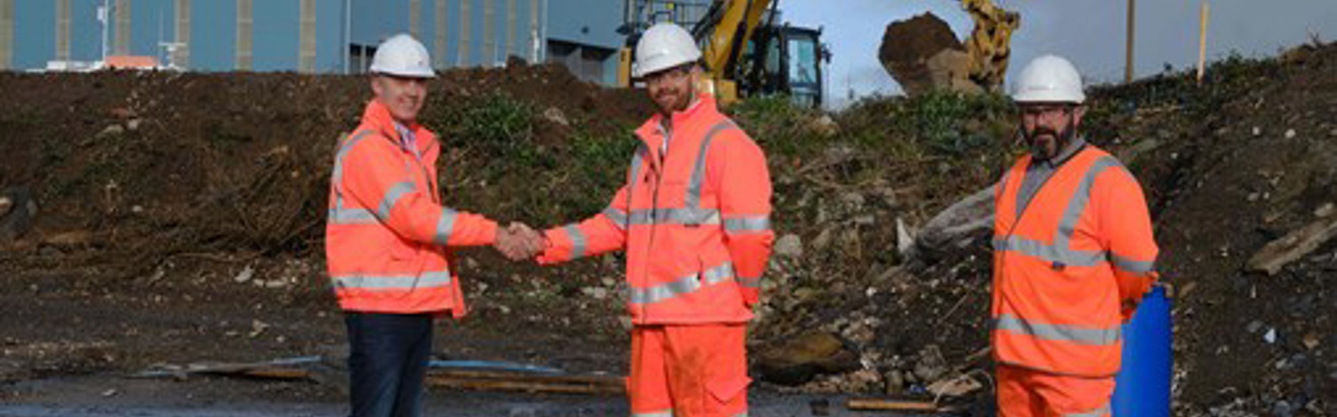 L R Jason Hester Project Manager Port Of Milford Haven Gavin Perry Senior Quantity Surveyor Walters Group And Wayne Scott General Foreman W